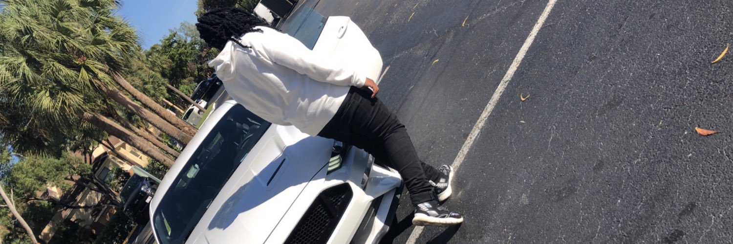 MrRunItUp🇯🇲♊️ banner