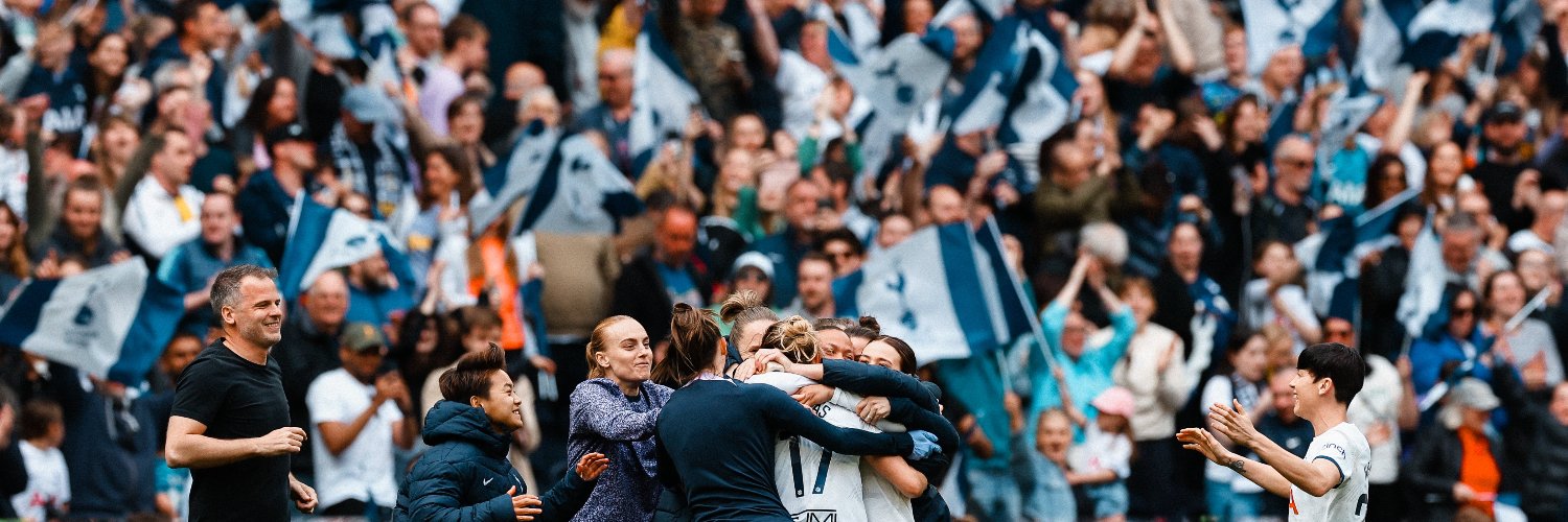 Tottenham Women Supporters Club banner