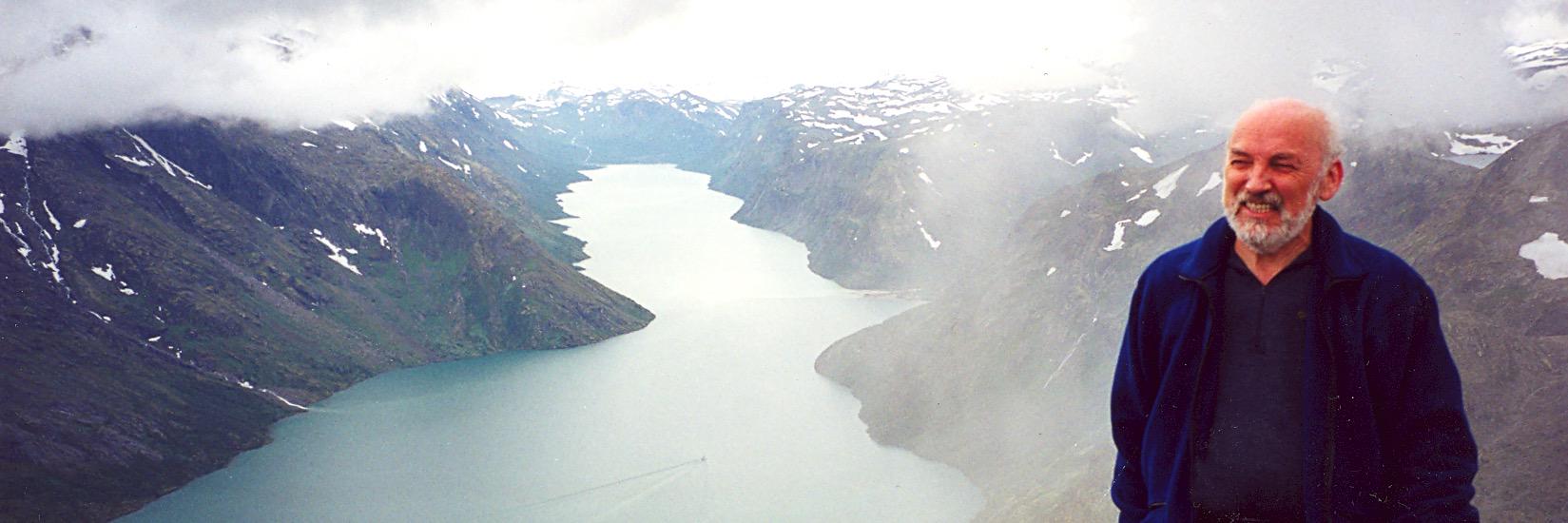 kvamroar's profile banner image