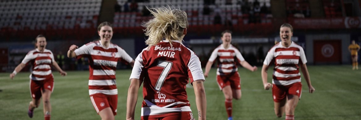 Chloe Muir banner