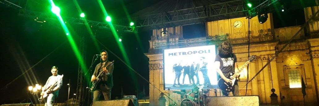 Metropoli banner