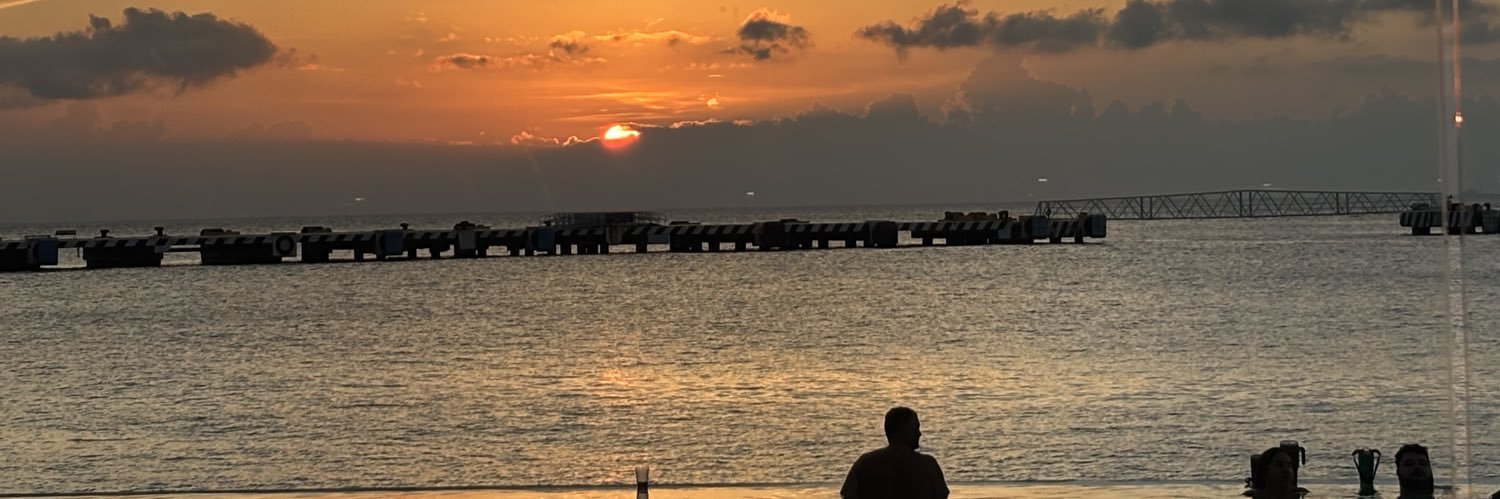 Emiliano_Marx's profile banner image
