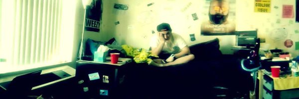 TweetsByDavis Profile Banner