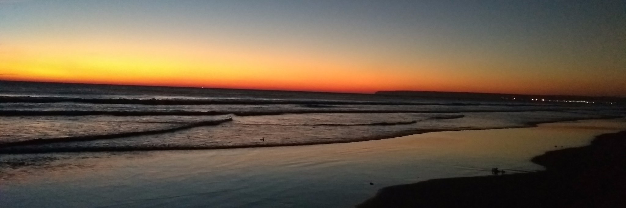 _la8ra_'s profile banner image