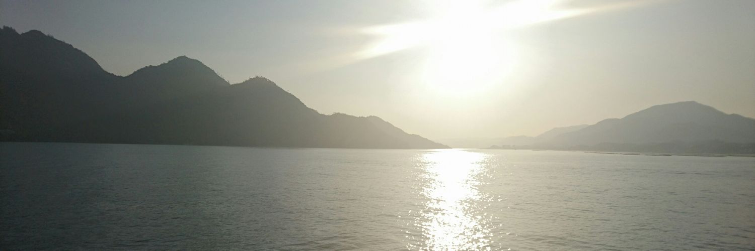 みと banner