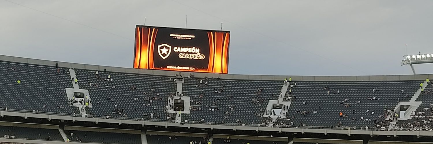 CastroMelqui's profile banner image