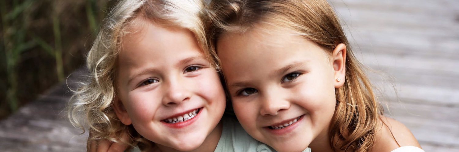 Kara De Maria banner