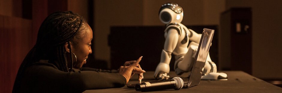 Dr. De'Aira Bryant banner