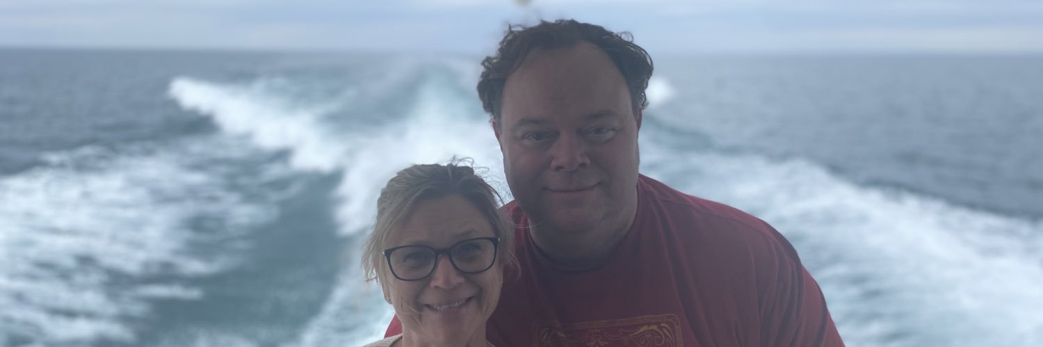hrobertleach's profile banner image