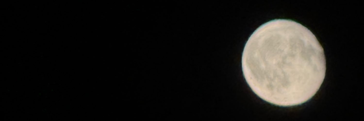 moi banner