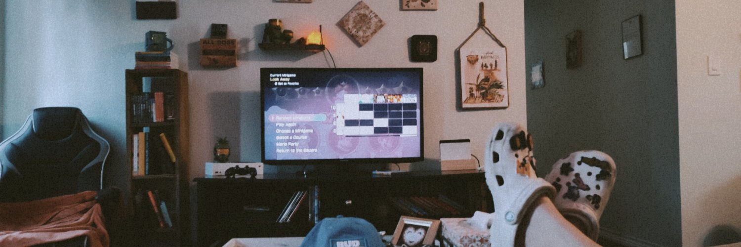 Megz_15's profile banner image