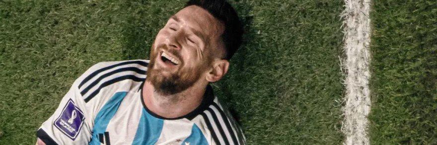 Messi contento banner