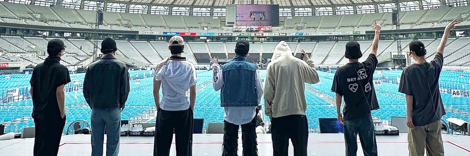 2ma142's profile banner image