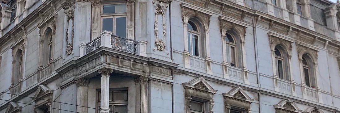 mnarvaezlis's profile banner image