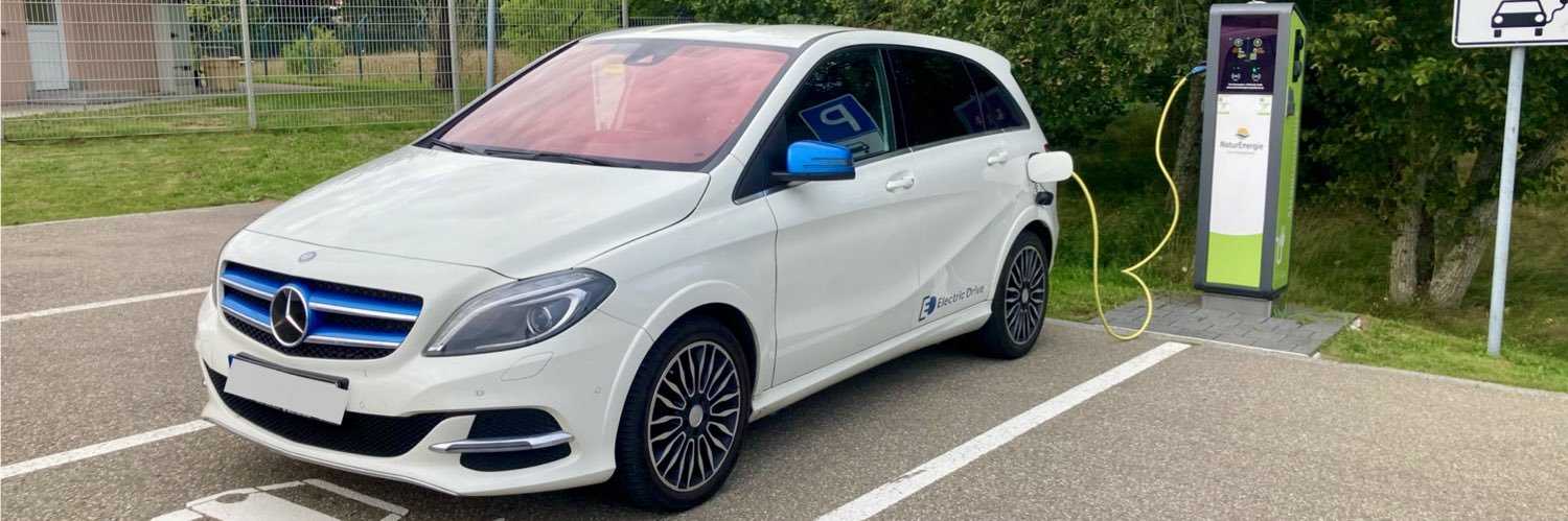 it‘s hart to see, if you don’t look banner