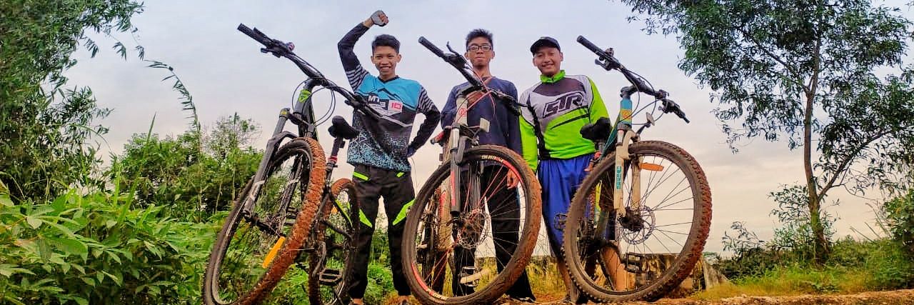 Jhonny_Alin's profile banner image