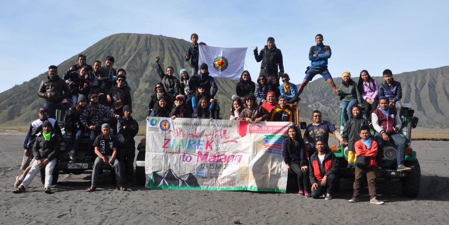 KMKPerbanas's profile banner image