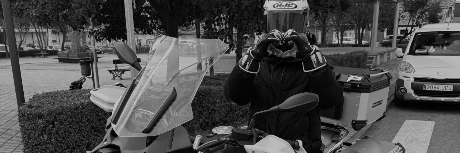 _2lauuu's profile banner image