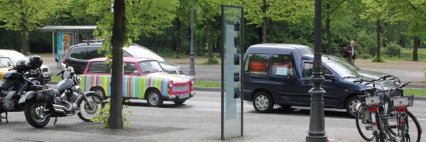 sukummer Profile Banner