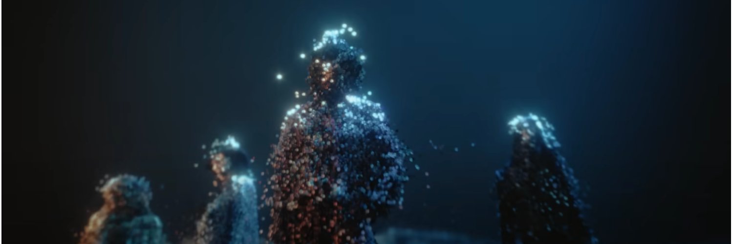 （め口め） banner