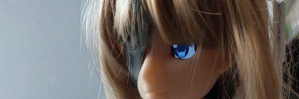 t_k_233 Profile Banner