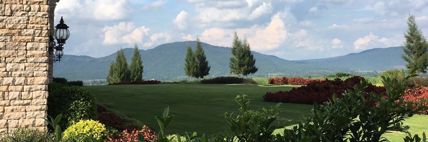 laamaum's profile banner image