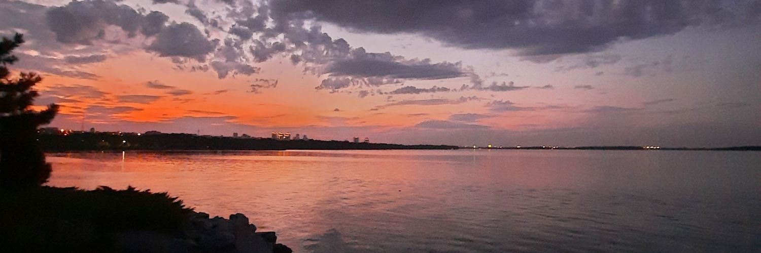 min_riri_'s profile banner image