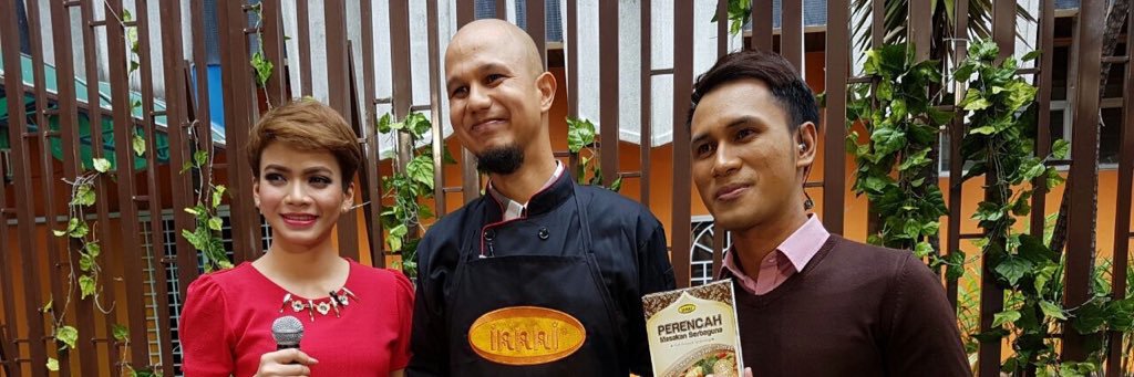 umz1224's profile banner image