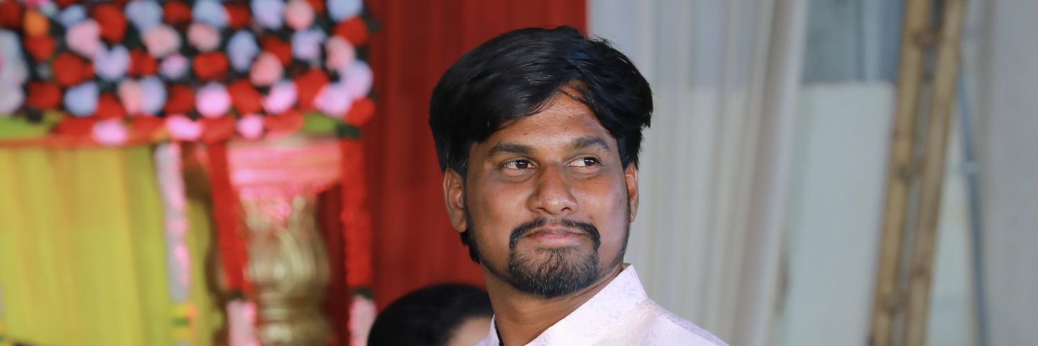 Naveenc290's profile banner image