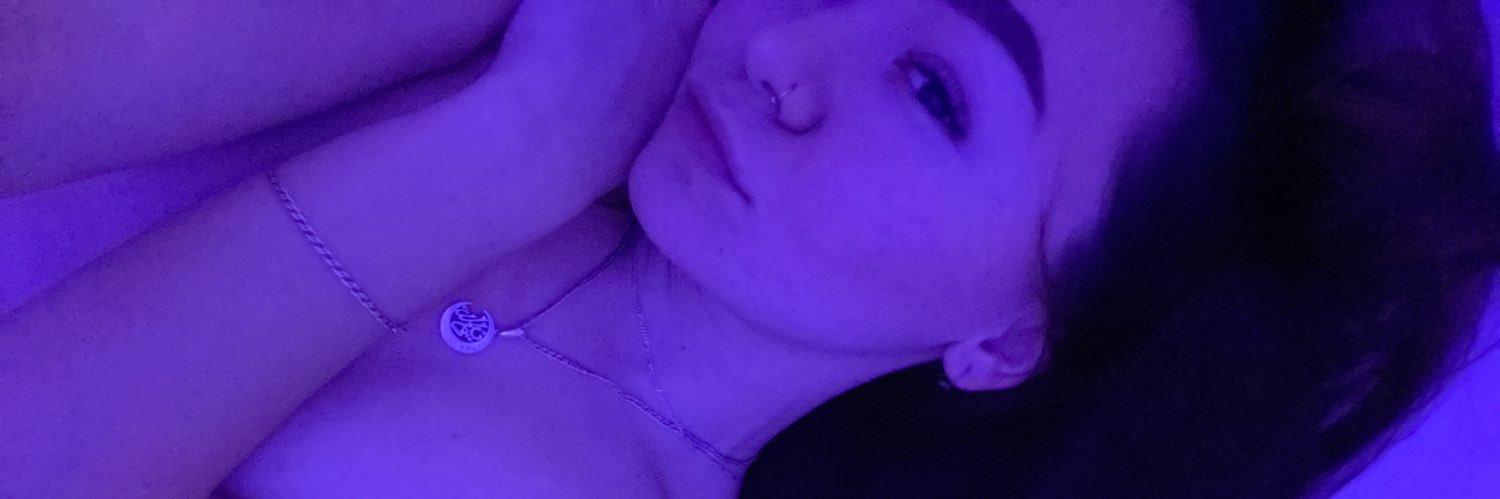 bertovna_'s profile banner image