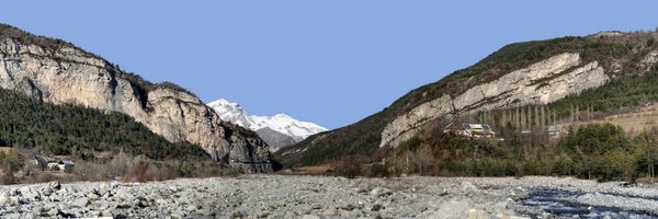 vodathan Profile Banner