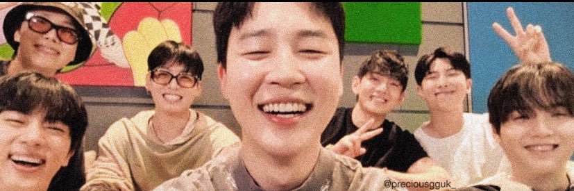 stroberrykiwi's profile banner image