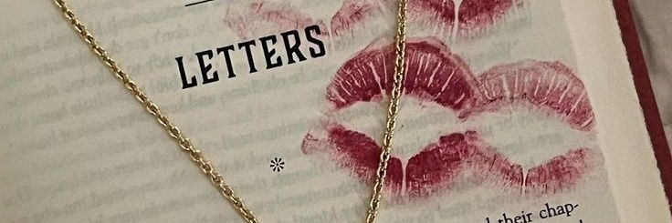 zoerete's profile banner image