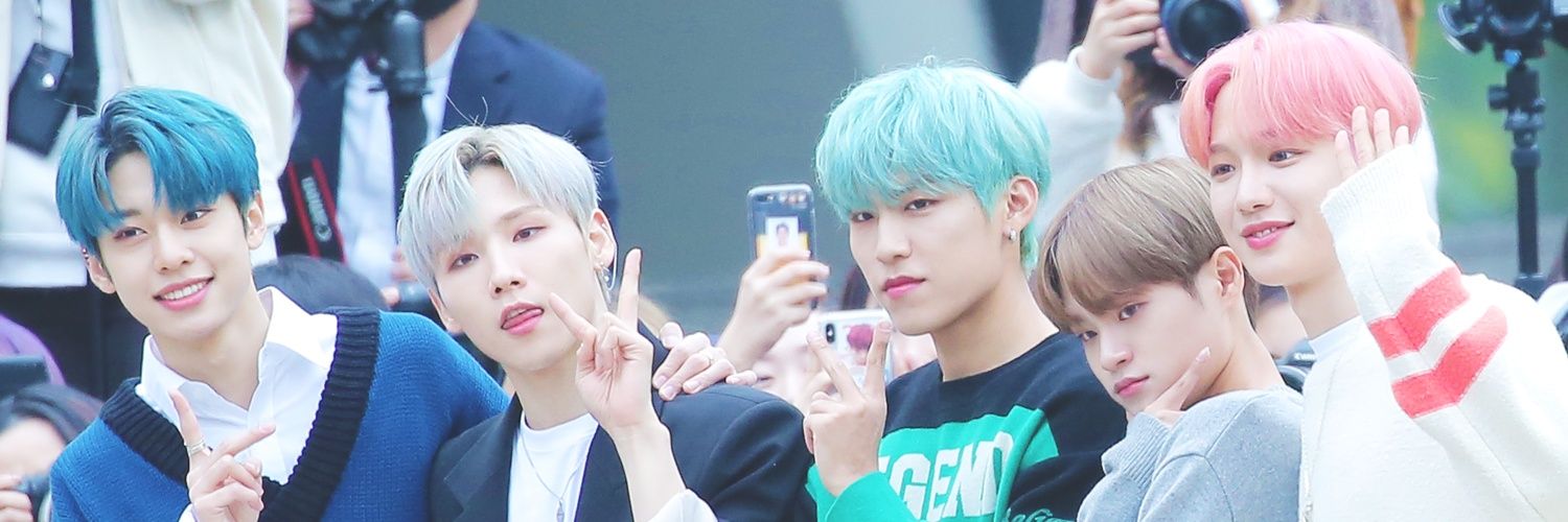 𝙇𝙄𝙂𝙃𝙏🌙 banner