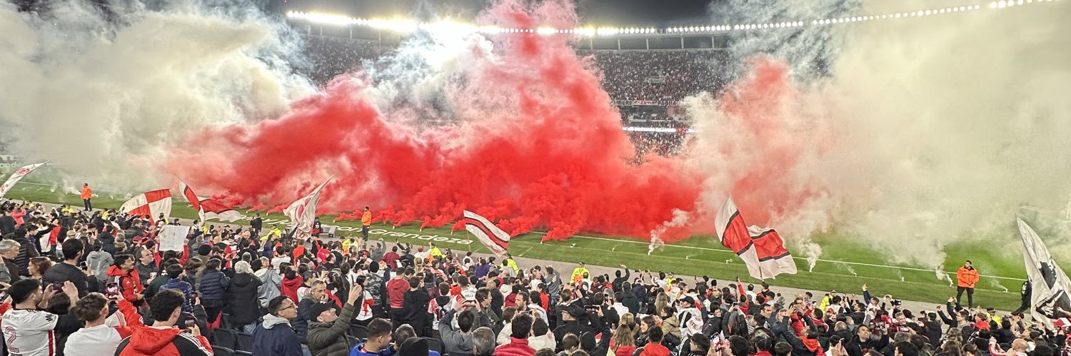 Axel 🤷🏻 banner