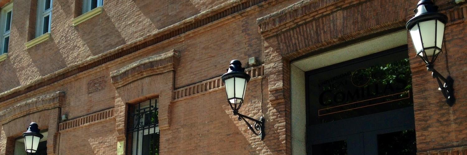 Comillas_iuem's profile banner image