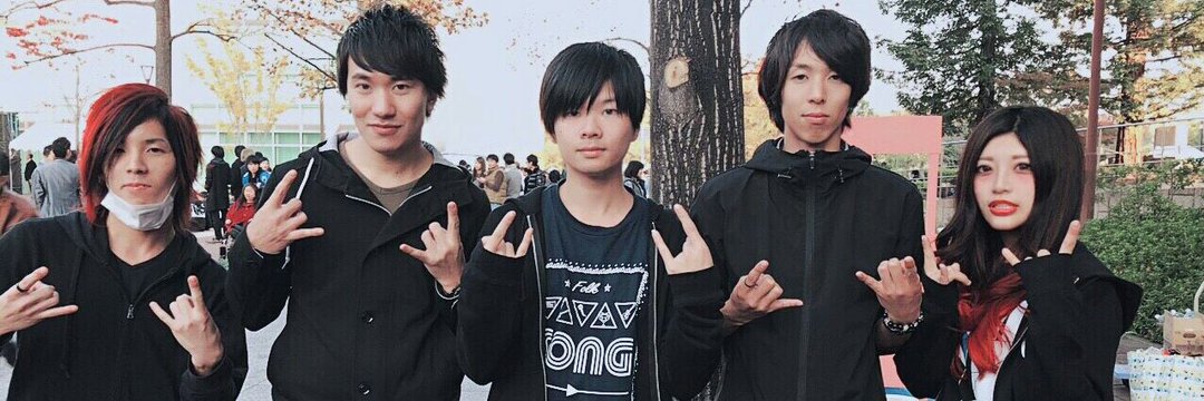 0517d_b's profile banner image