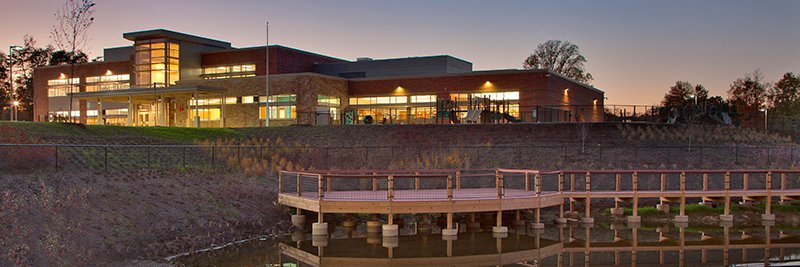 Dustin Construction banner