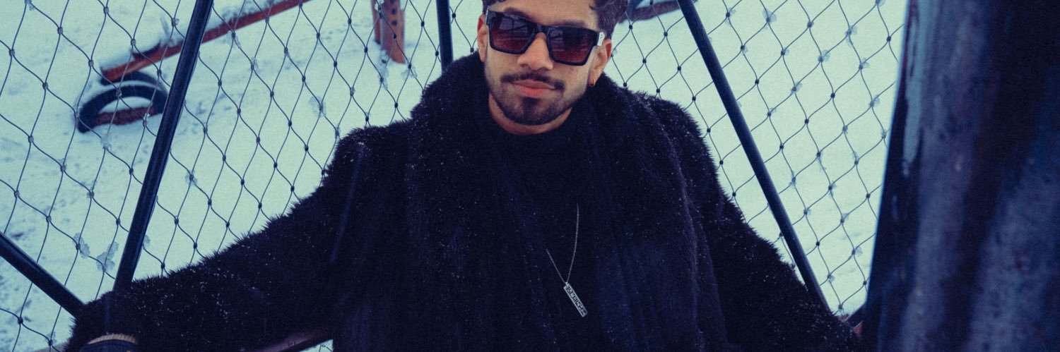 Shae District banner