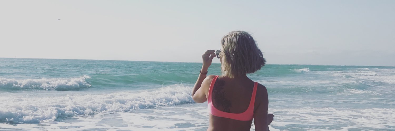 haileyurbon's profile banner image