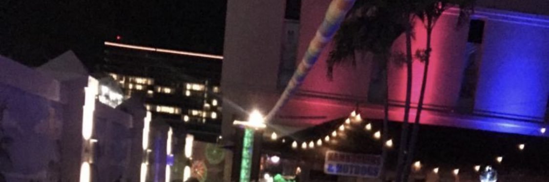 Dennis Cannon banner