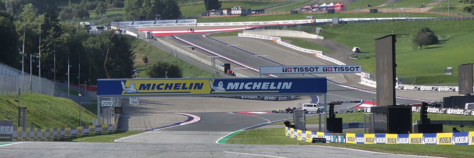 lara 🖤⃝🪐 banner