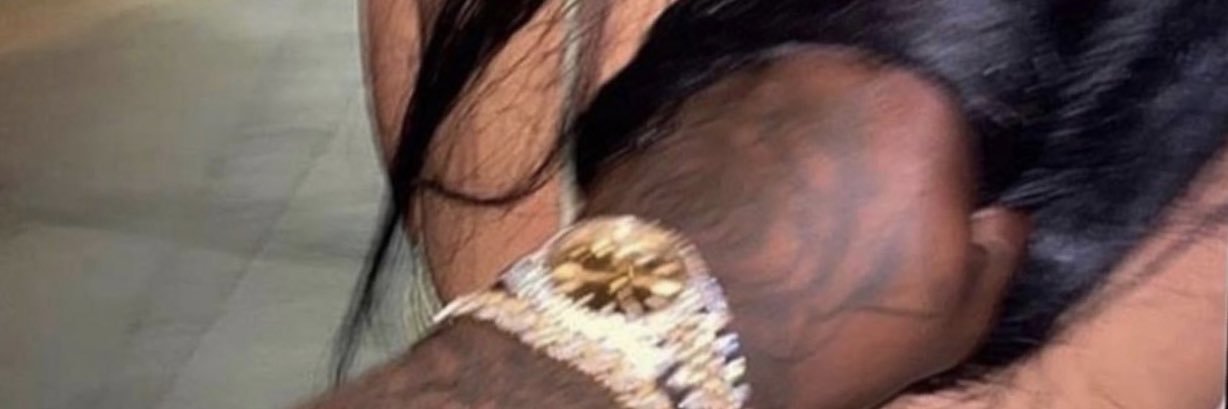 lit_liv's profile banner image