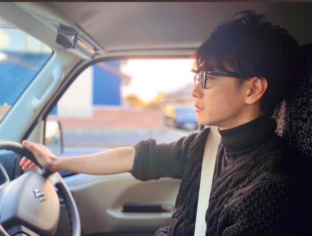 YourCome's profile banner image