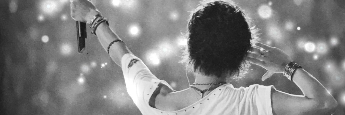 KMFt810's profile banner image