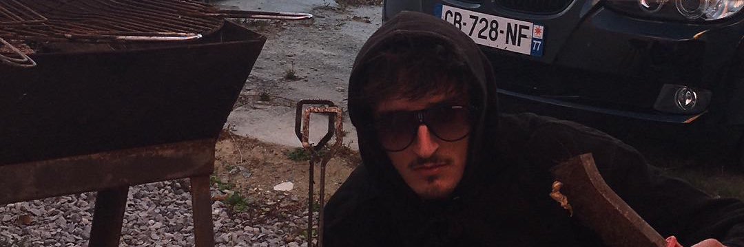 docetipomel's profile banner image