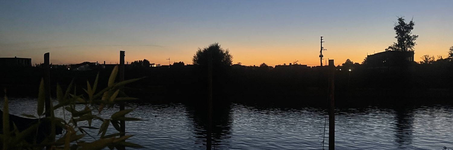 Micka_Larrea's profile banner image