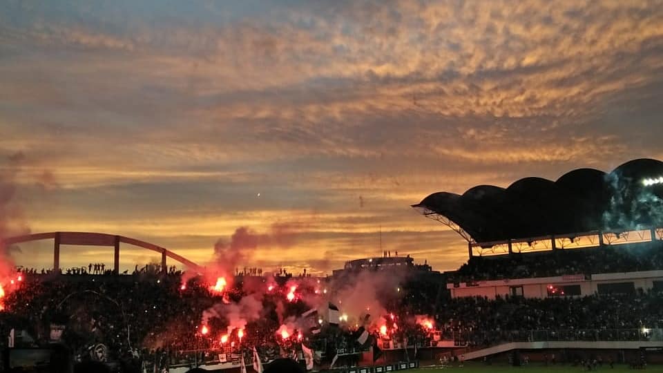 hellawmekdi's profile banner image