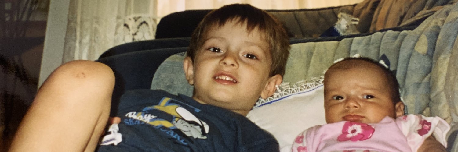 mustioez's profile banner image