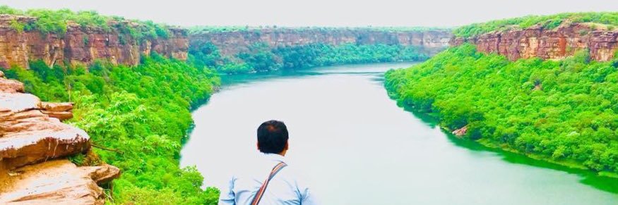 sammy_bhatt's profile banner image